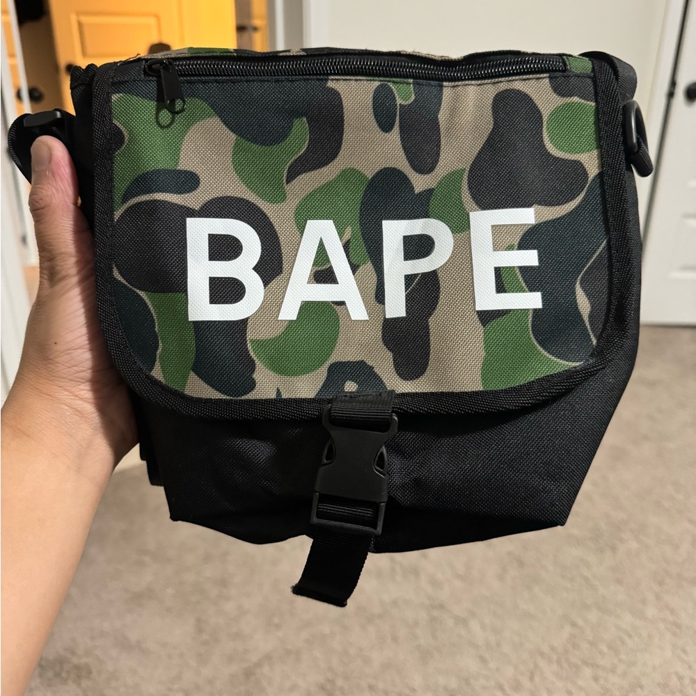 BAPE 2020 A/W Men’s Shoulder Bag